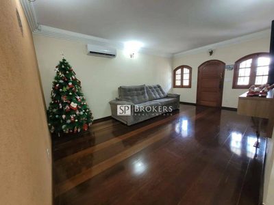 Casa, 3 quartos, 201 m² - Foto 1