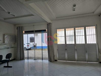 Casa, 3 quartos, 325 m² - Foto 2