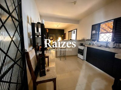 Casa, 3 quartos, 60 m² - Foto 1