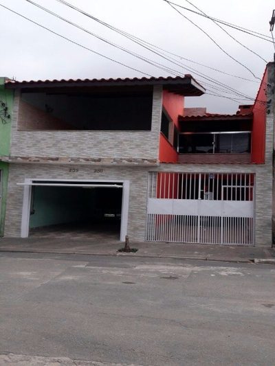 Casa, 3 quartos, 182 m² - Foto 1