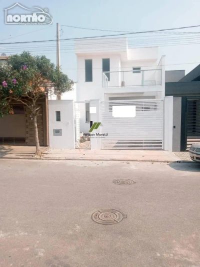 Casa, 5 quartos, 133 m² - Foto 1