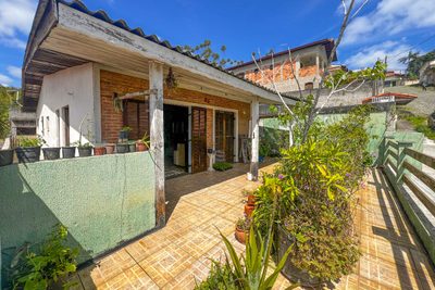 Casa, 2 quartos, 192 m² - Foto 1