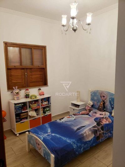 Casa, 3 quartos, 170 m² - Foto 2