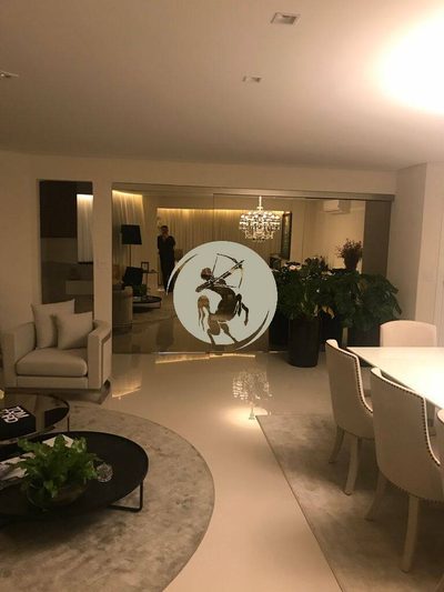 Apartamento, 3 quartos, 200 m² - Foto 2
