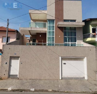 Sobrado, 3 quartos, 316 m² - Foto 1