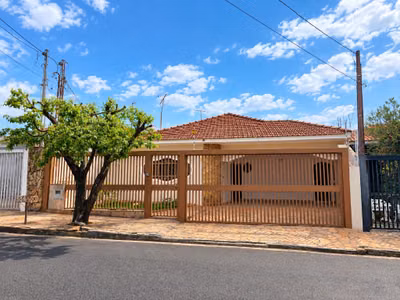 Casa, 3 quartos, 250 m² - Foto 1