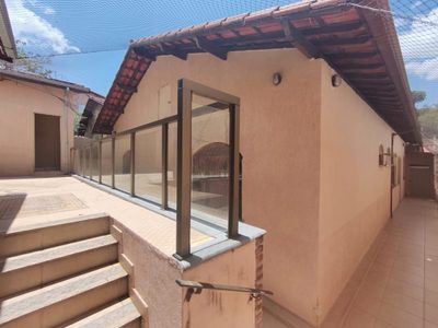 Casa, 4 quartos, 250 m² - Foto 3