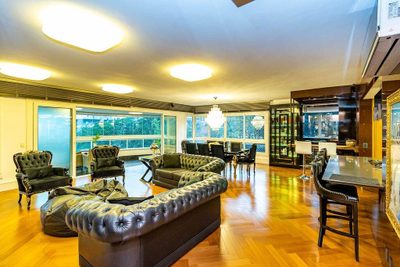 Apartamento, 3 quartos, 223 m² - Foto 2