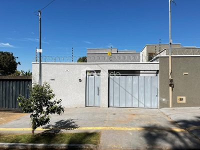 Casa, 3 quartos, 166 m² - Foto 1