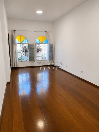 Casa, 3 quartos, 250 m² - Foto 1