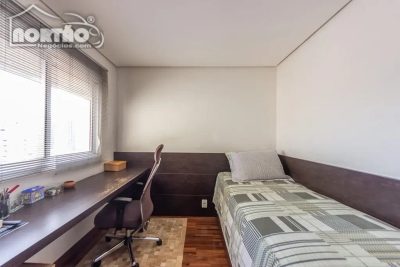 Casa, 3 quartos, 285 m² - Foto 4