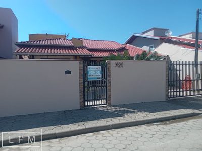 Casa, 4 quartos, 194 m² - Foto 1