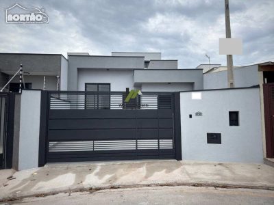 Casa, 5 quartos, 75 m² - Foto 1