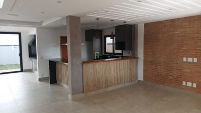 Casa, 3 quartos, 201 m² - Foto 3