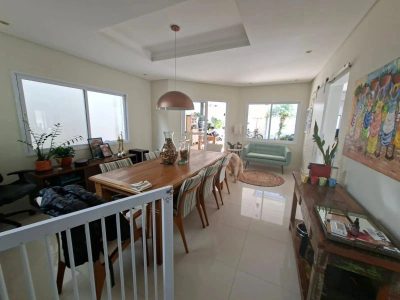 Casa, 4 quartos, 262 m² - Foto 4
