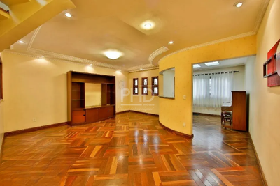 Sobrado, 3 quartos, 292 m² - Foto 1
