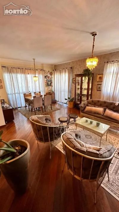 Casa, 4 quartos, 235 m² - Foto 5