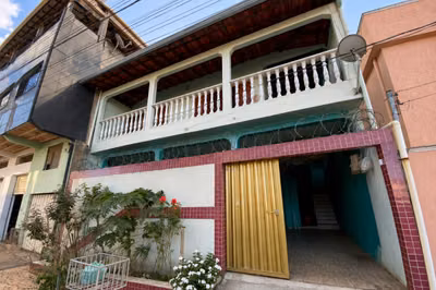 Casa, 4 quartos, 190 m² - Foto 1