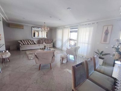 Apartamento, 3 quartos, 217 m² - Foto 2