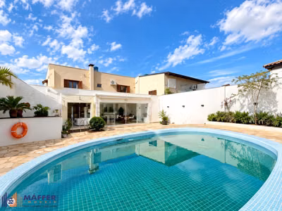Casa, 4 quartos, 328 m² - Foto 1