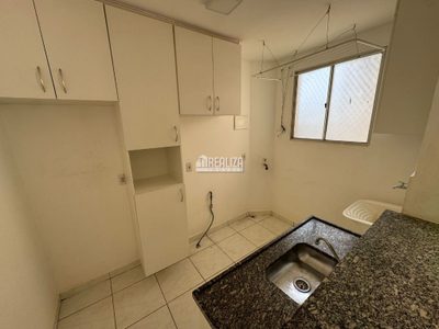 Apartamento, 2 quartos, 48 m² - Foto 2