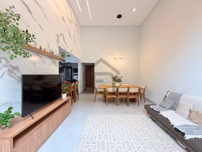 Casa, 3 quartos, 169 m² - Foto 1