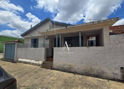 Casa, 3 quartos, 136 m² - Foto 1