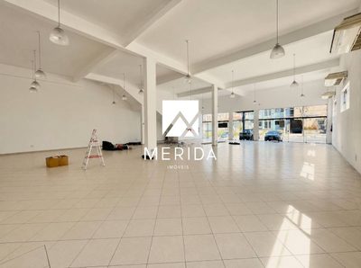 Loja-Salão, 650 m² - Foto 1