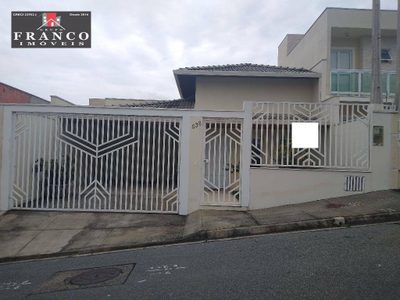 Casa, 3 quartos, 163 m² - Foto 1