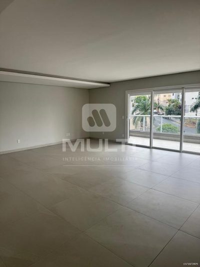 Apartamento, 3 quartos, 185 m² - Foto 2