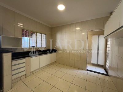 Casa, 3 quartos, 175 m² - Foto 1