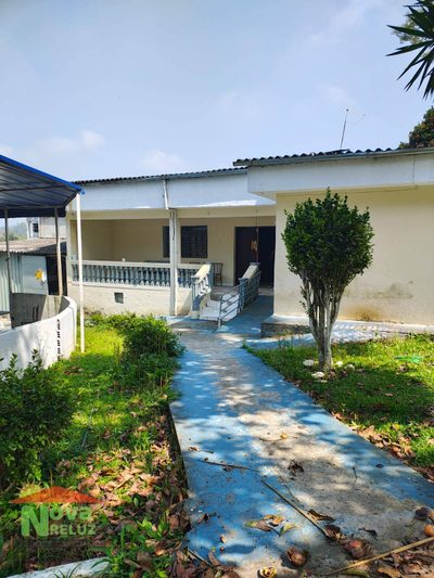 Chácara, 4 quartos, 2112 m² - Foto 1