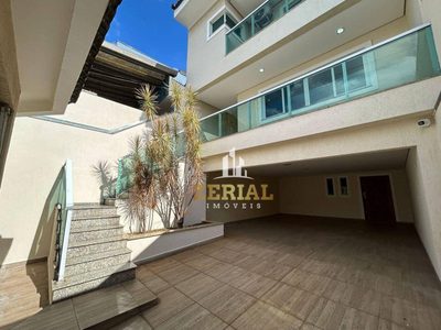 Sobrado, 3 quartos, 340 m² - Foto 2