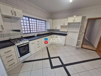 Casa, 3 quartos, 177 m² - Foto 2