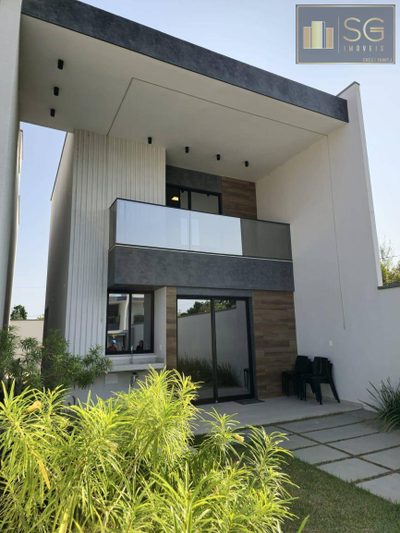 Casa, 3 quartos, 226 m² - Foto 1