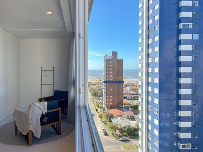 Apartamento, 3 quartos, 130 m² - Foto 1