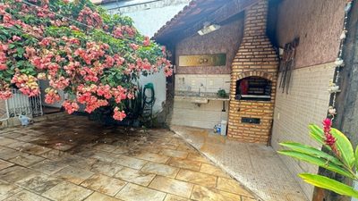 Casa, 3 quartos, 230 m² - Foto 2