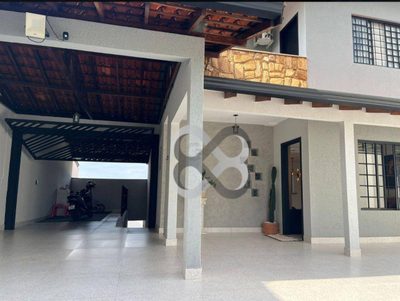 Casa, 4 quartos, 236 m² - Foto 3