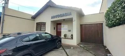 Casa, 4 quartos, 131 m² - Foto 1