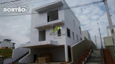 Casa, 5 quartos, 211 m² - Foto 4