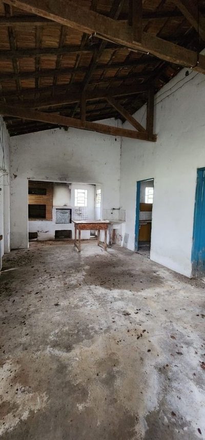 Sítio, 2 quartos, 150 m² - Foto 1