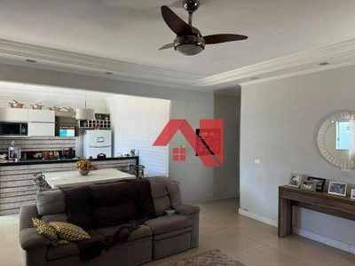 Casa, 4 quartos, 303 m² - Foto 2