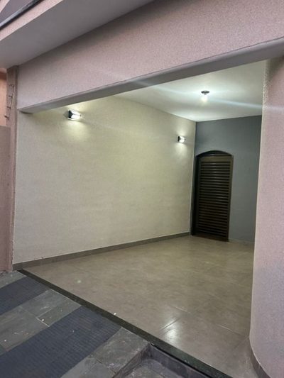 Casa, 4 quartos, 210 m² - Foto 2