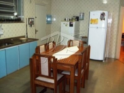 Casa, 3 quartos, 245 m² - Foto 4
