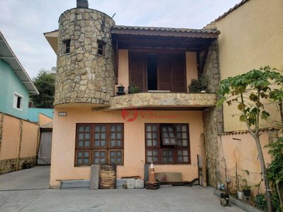 Sobrado, 4 quartos, 175 m² - Foto 1