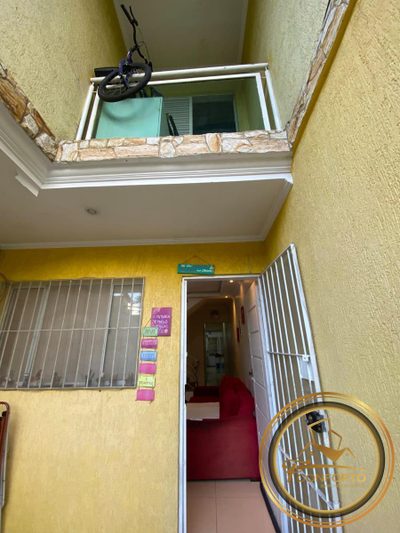 Casa, 3 quartos, 240 m² - Foto 2