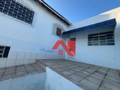 Casa, 3 quartos, 180 m² - Foto 3