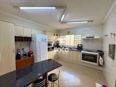 Casa, 3 quartos, 428 m² - Foto 4