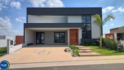 Casa, 3 quartos, 300 m² - Foto 1
