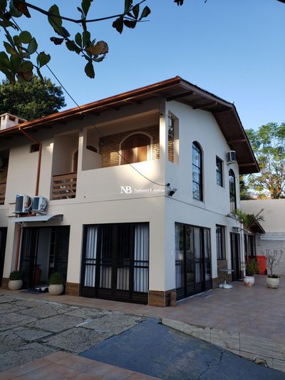 Casa, 5 quartos, 180 m² - Foto 2